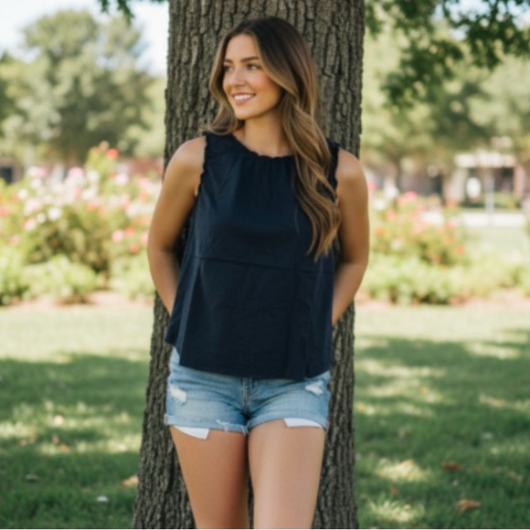 a.n.a. A New Approach BLACK Sleeveless Flyaway Back Top 
Size Large - Picture 7 of 9